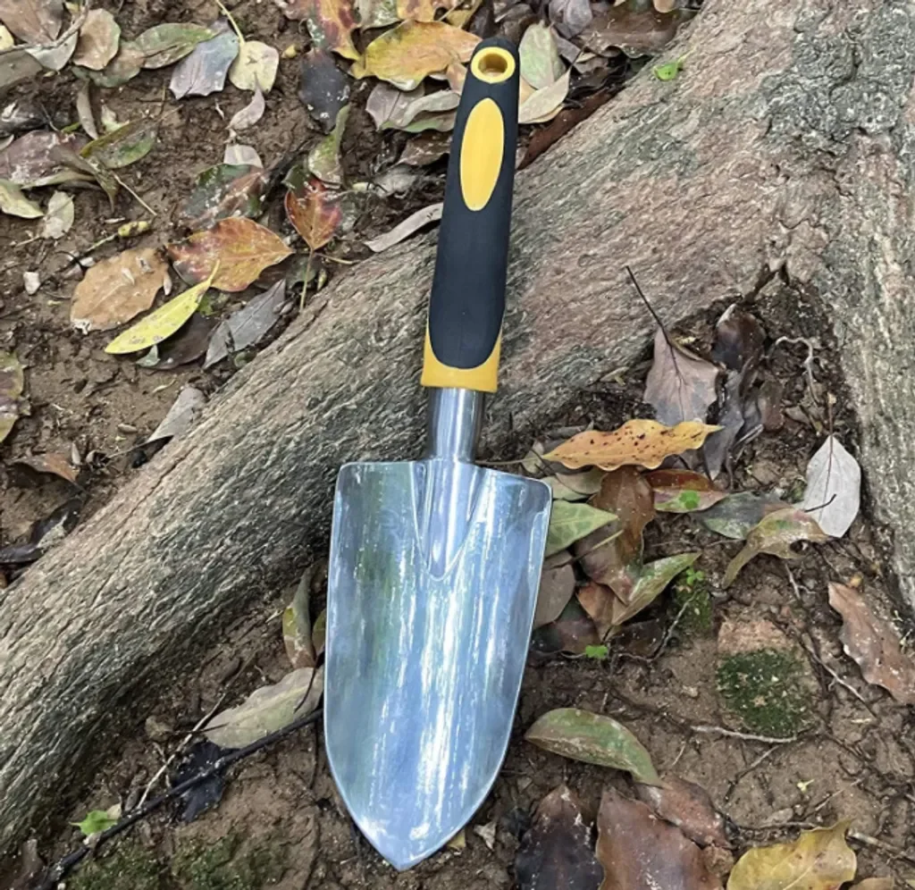 Crrynuo Gartenkelle Handschaufel aus Aluminiumguss für Jäten Graben