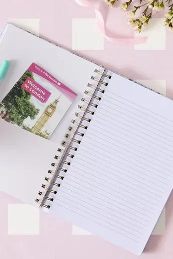 NEXT Notizbuch B5 liniert Vichykaros und Blumen