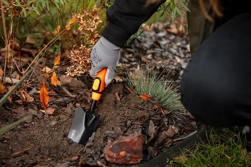 NEO TOOLS Gartenbürste für NEO Click System PVC-Borsten Stahlfassung